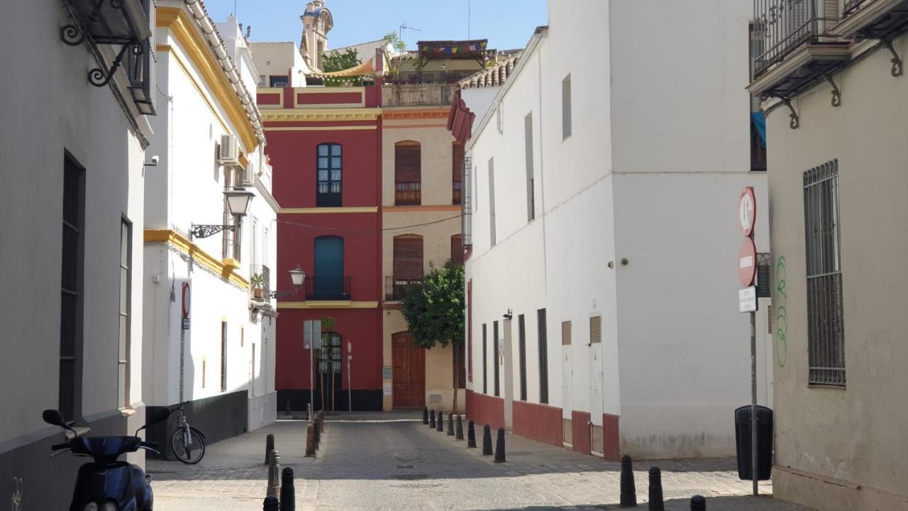Precioso Apartamento Con Terraza Compartida Leilighet Sevilla Eksteriør bilde